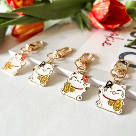 Mały breloczek kotek - Maneki Neko