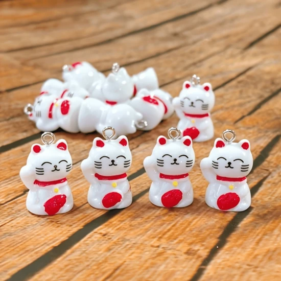 Zawieszka z żywicy Maneki Neko
